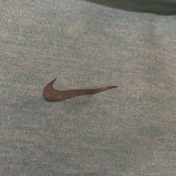 Nike sweatshirt - Picture 3 of 8